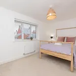 Mews Semesterbostad